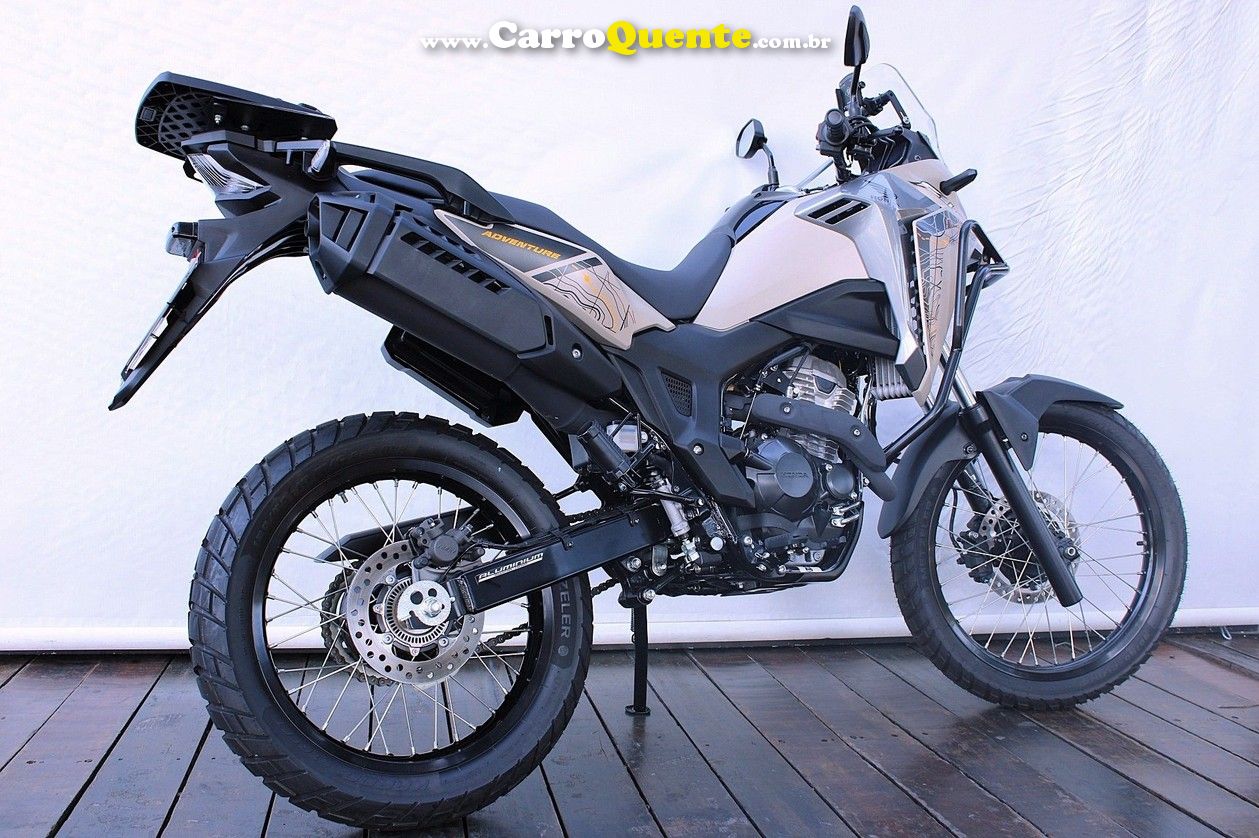 HONDA XRE 300 SAHARA ADVENTURE 2025 - Loja