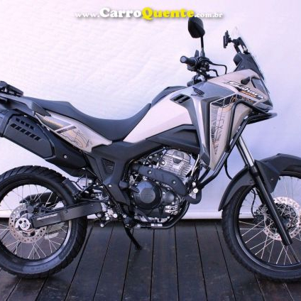HONDA XRE 300 SAHARA ADVENTURE 2025