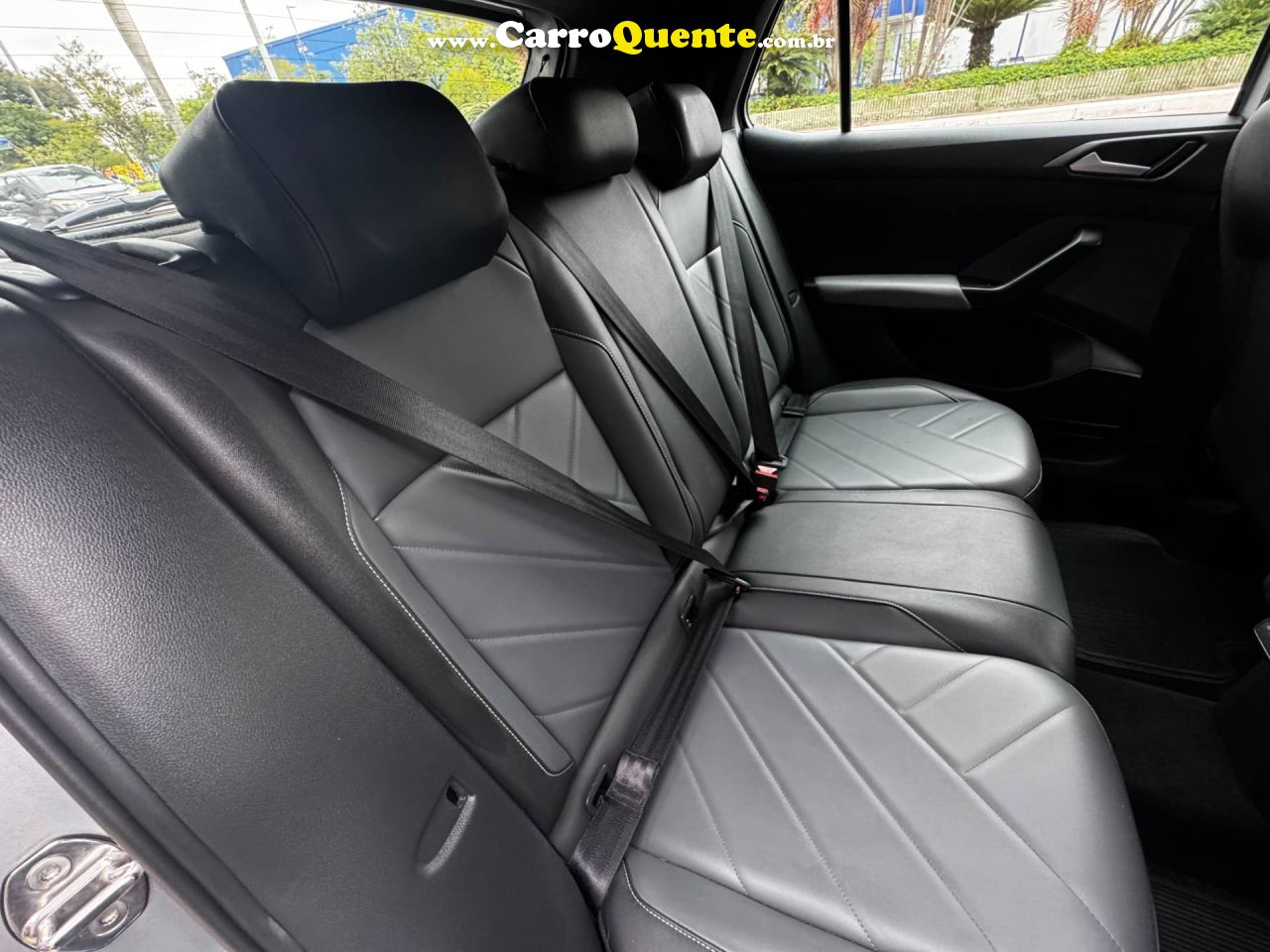 VOLKSWAGEN T-CROSS 1.0 200 TSI TOTAL COMFORTLINE 2025 - Loja
