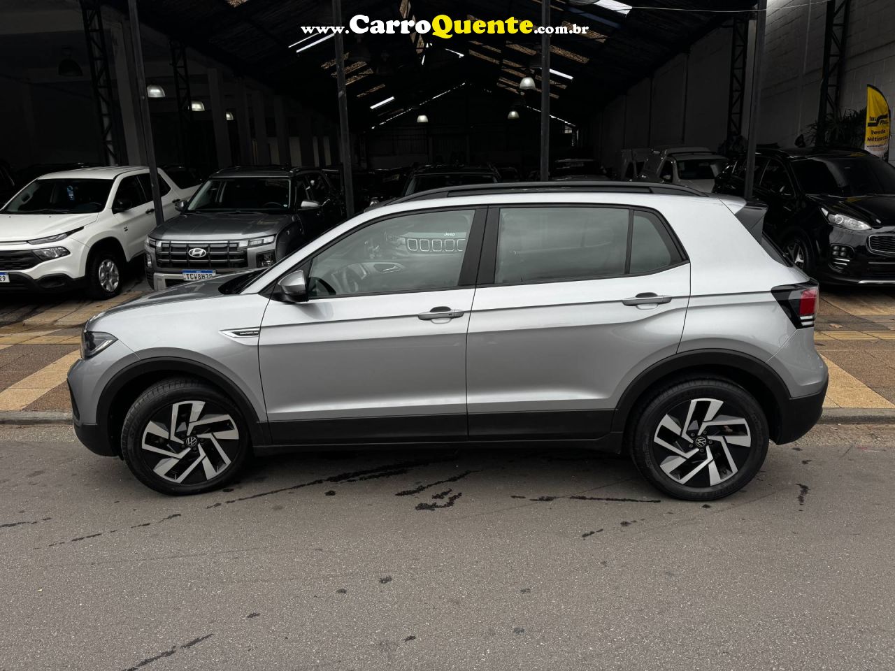 VOLKSWAGEN T-CROSS 1.0 200 TSI TOTAL COMFORTLINE 2025 - Loja