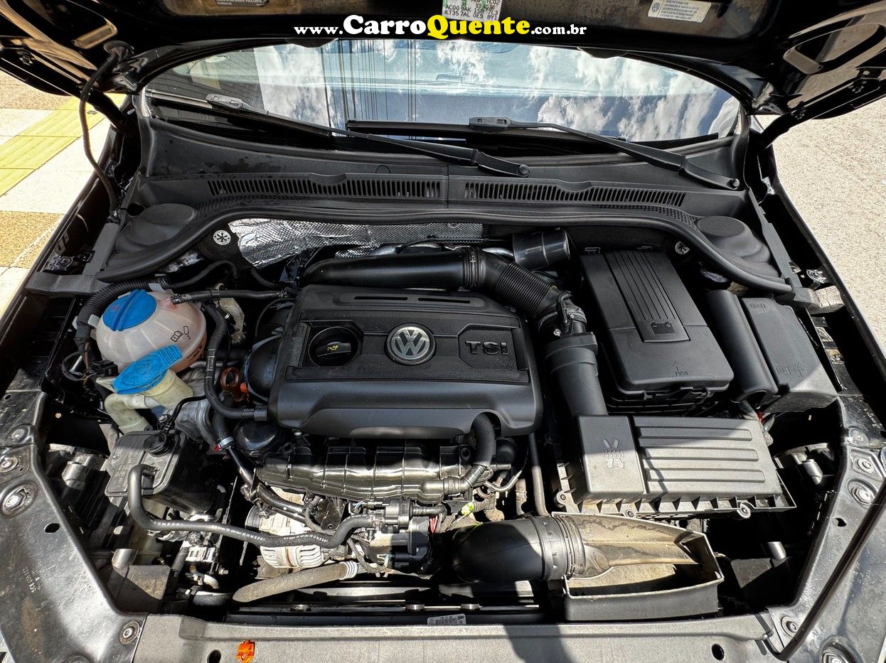 VOLKSWAGEN JETTA 2.0 TSI HIGHLINE 200CV 2012 - Loja