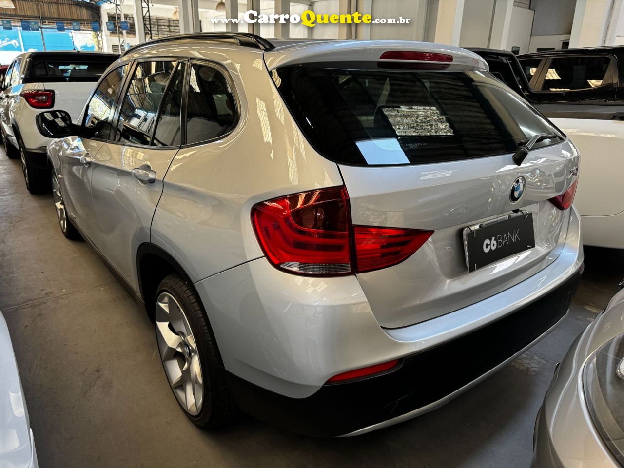 BMW X1 2.0 16V SDRIVE18I 2011 - Loja