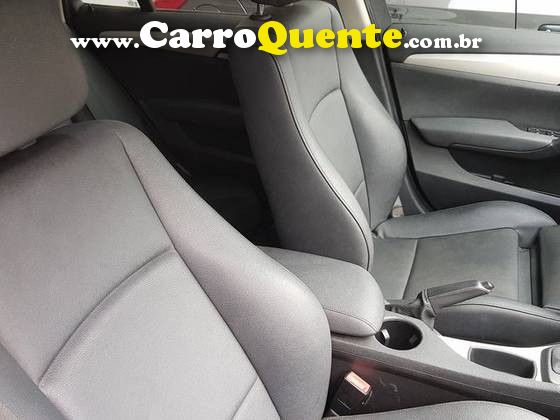 BMW X1 2.0 16V SDRIVE18I 2011 - Loja