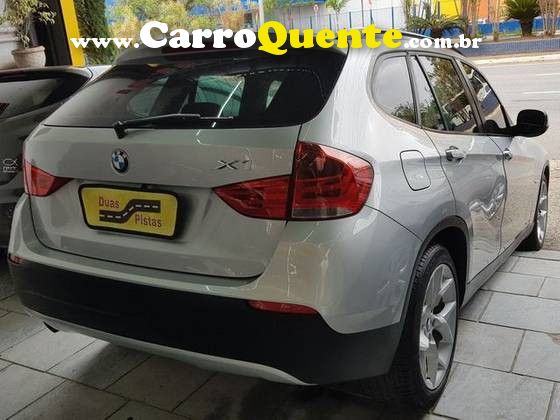 BMW X1 2.0 16V SDRIVE18I 2011 - Loja