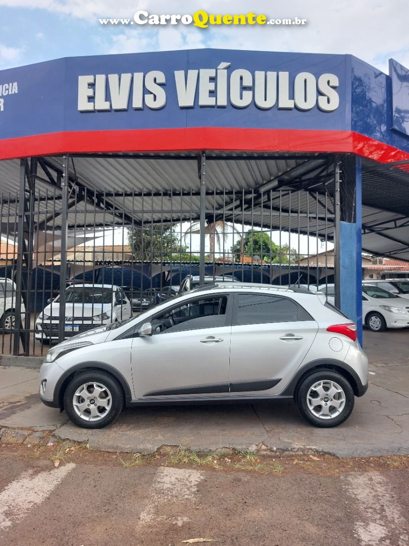 HYUNDAI HB20X 1.6 16V STYLE 2015 - Loja