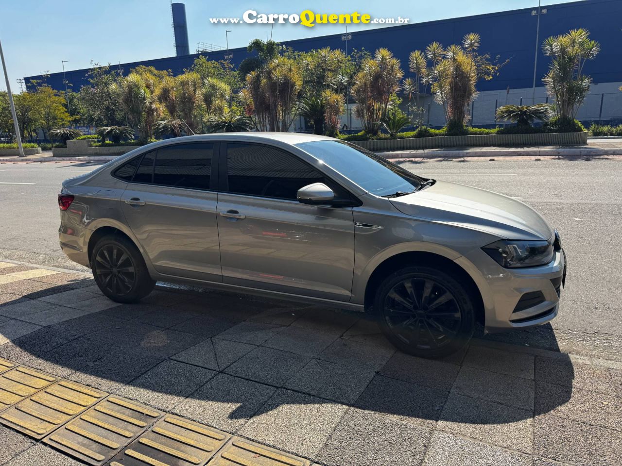 VOLKSWAGEN VIRTUS 1.6 MSI TOTAL 2020 - Loja