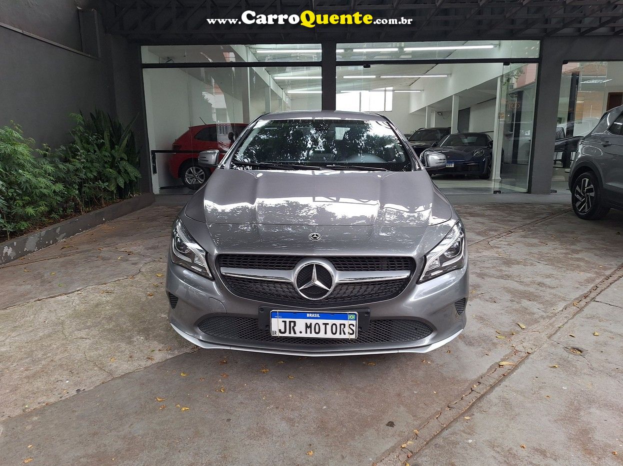 MERCEDES-BENZ CLA 180 1.6 CGI 7G-DCT 2019 - Loja
