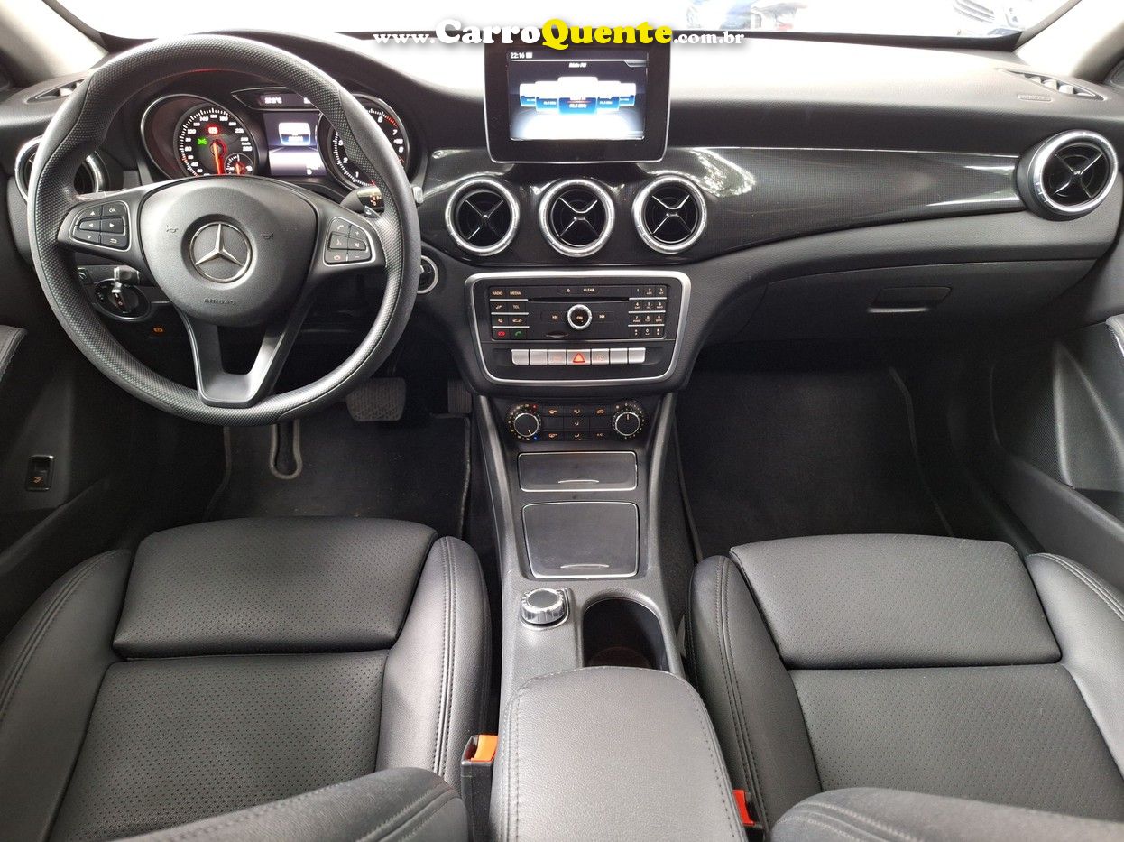 MERCEDES-BENZ CLA 180 1.6 CGI 7G-DCT 2019 - Loja