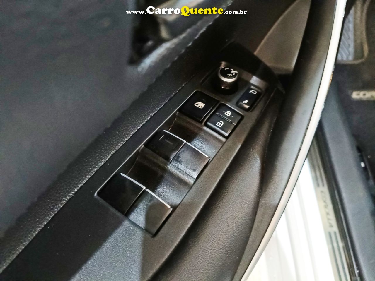 TOYOTA COROLLA 2.0 XEI 2020 - Loja