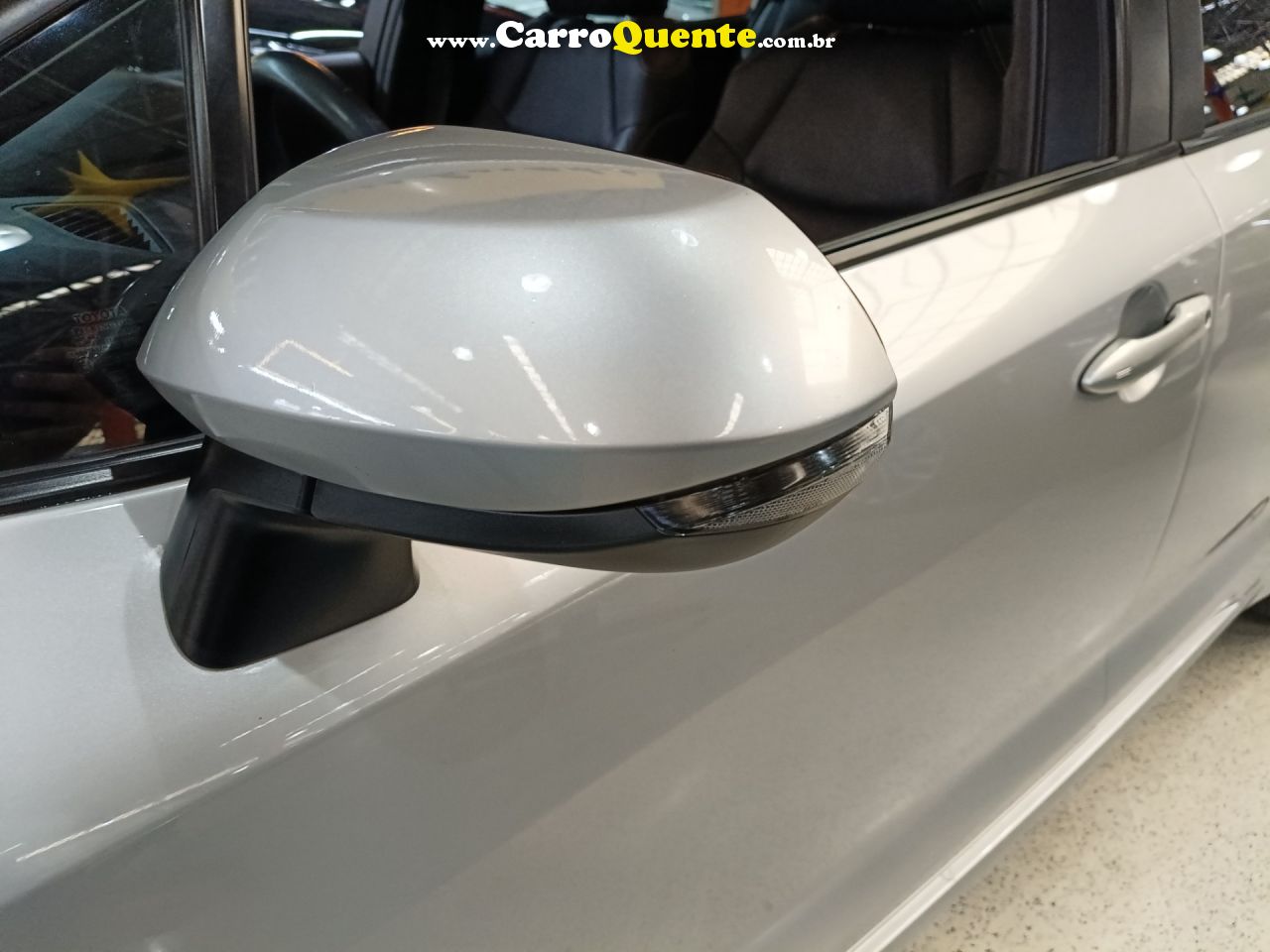 TOYOTA COROLLA 2.0 XEI 2020 - Loja