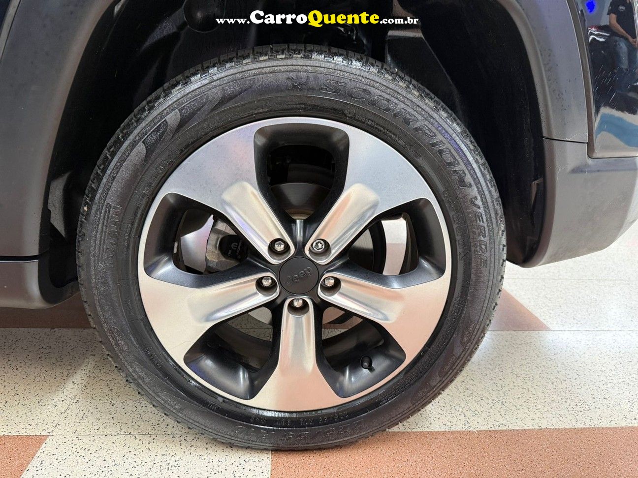 JEEP COMPASS 2.0 16V LONGITUDE 2018 - Loja