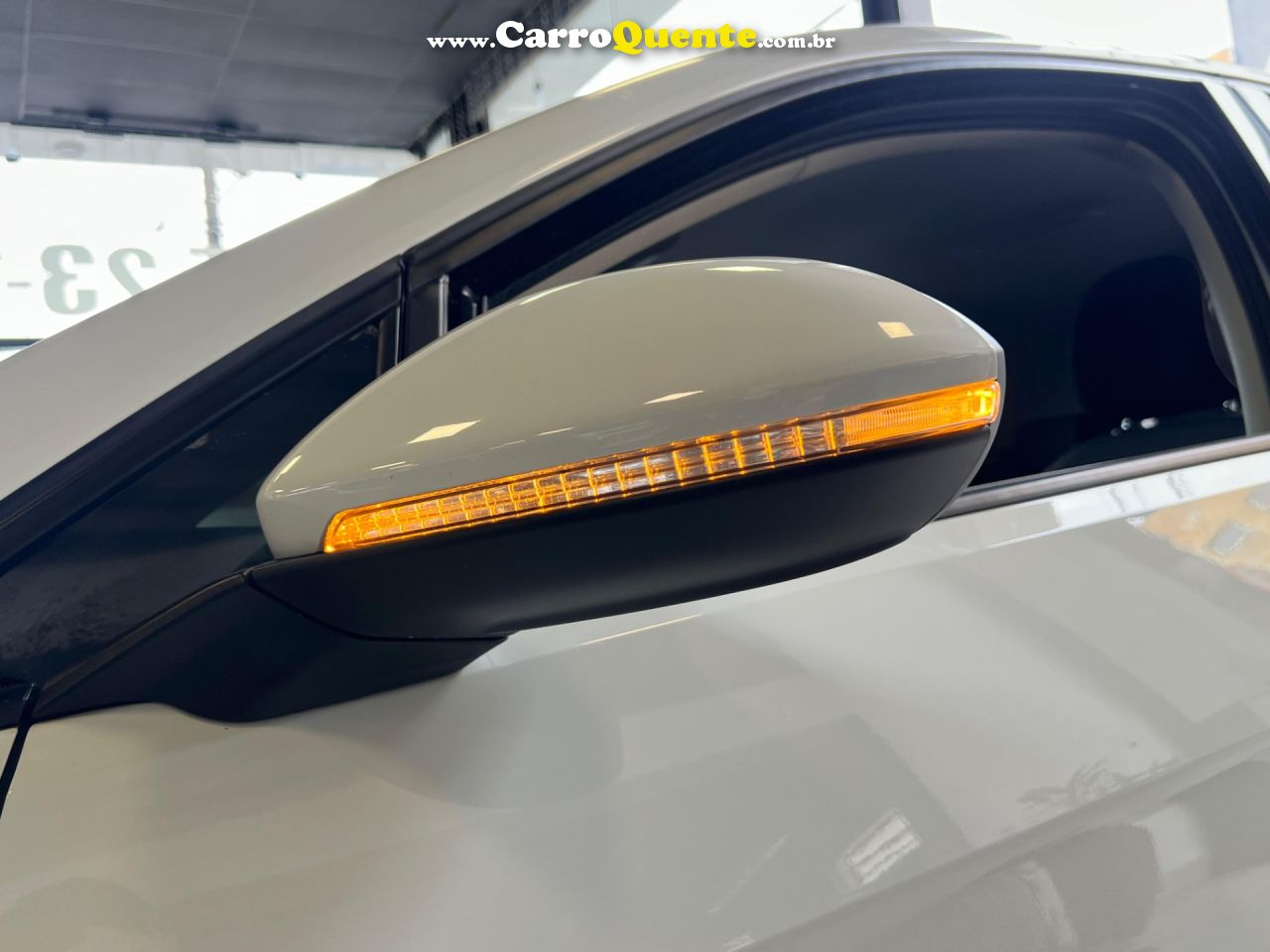 VOLKSWAGEN GOLF 1.4 TSI HIGHLINE 16V 2015 - Loja