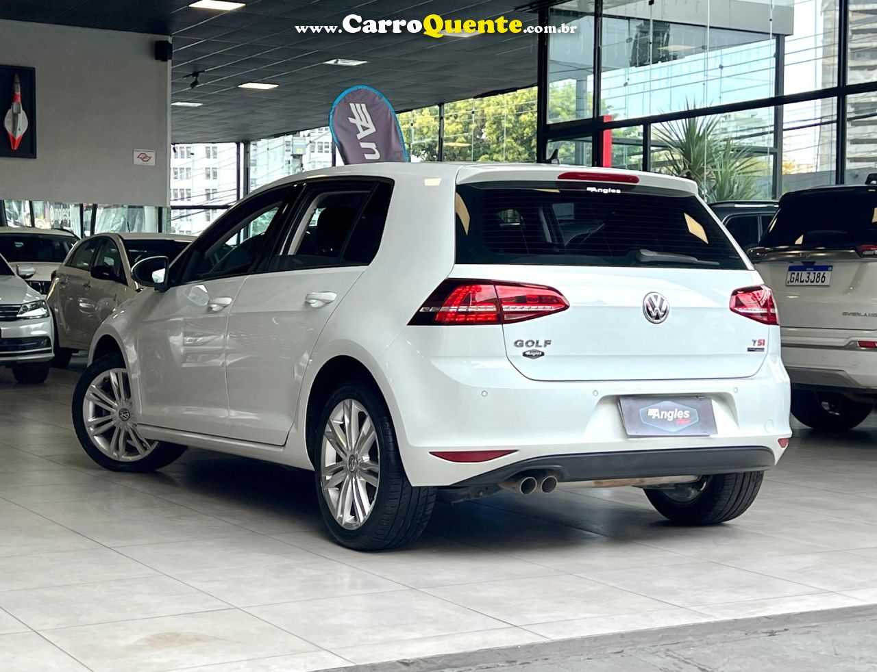 VOLKSWAGEN GOLF 1.4 TSI HIGHLINE 16V 2015 - Loja