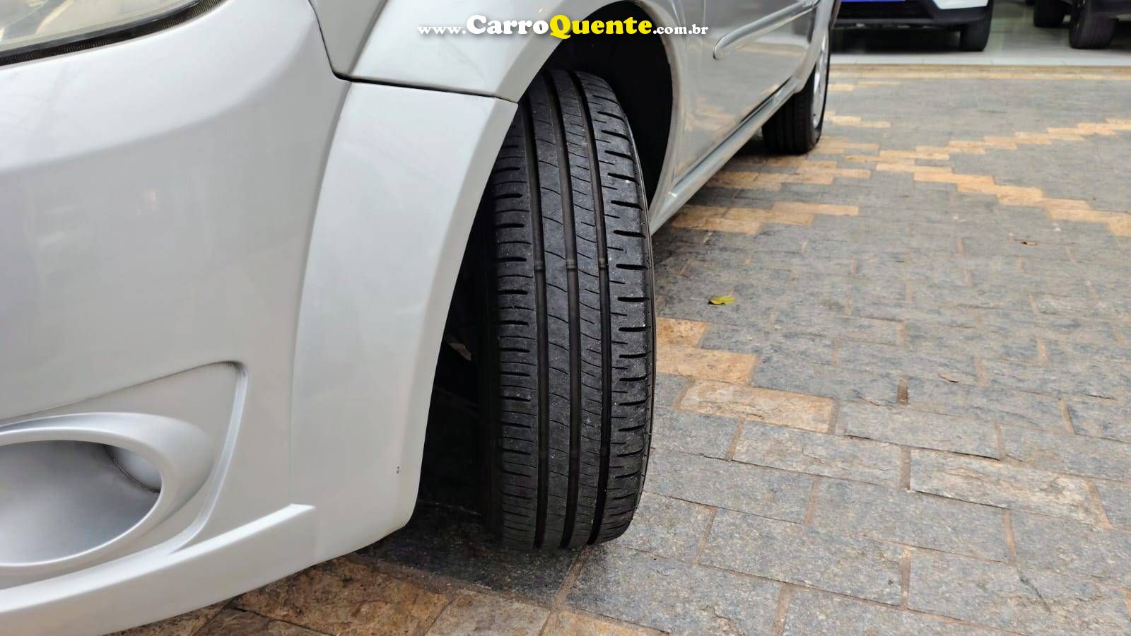 FORD KA 1.0 MPI 8V 2009 - Loja