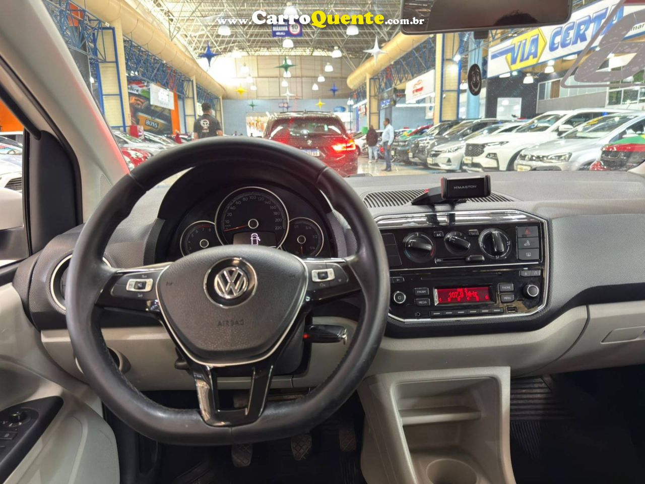 VOLKSWAGEN UP 1.0 TSI MOVE UP 12V 2018 - Loja