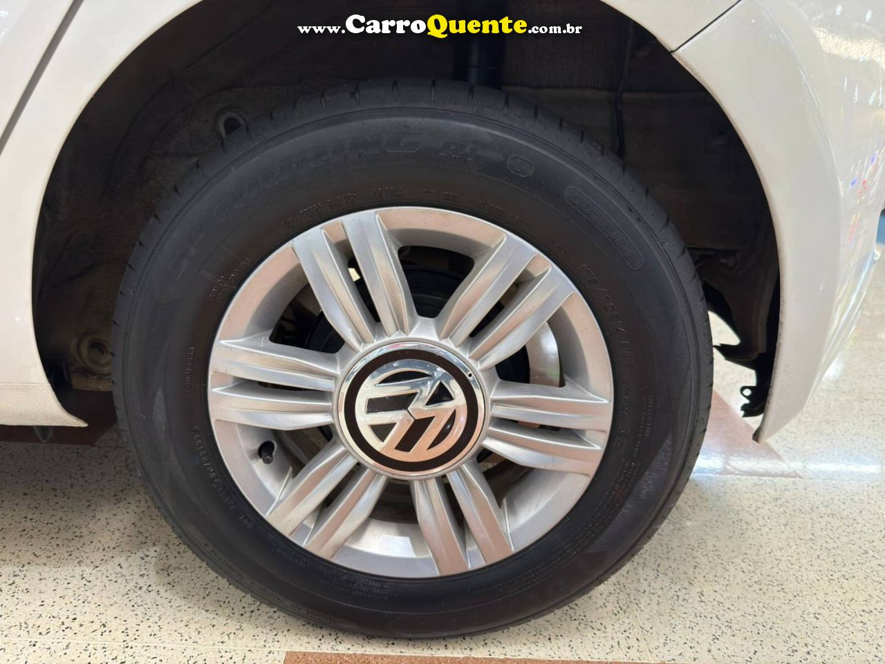 VOLKSWAGEN UP 1.0 TSI MOVE UP 12V 2018 - Loja