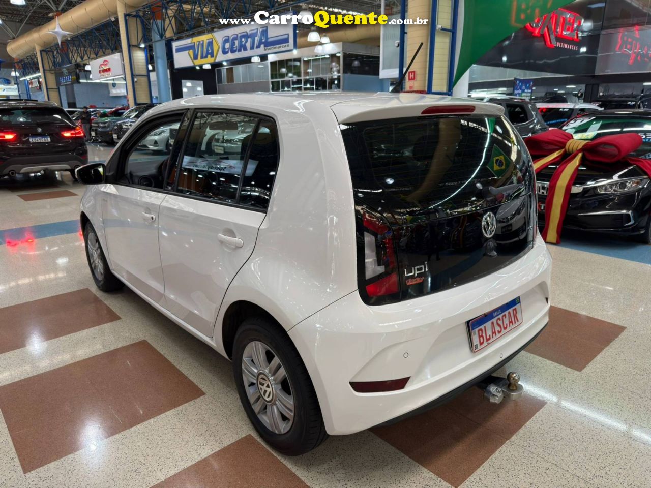 VOLKSWAGEN UP 1.0 TSI MOVE UP 12V 2018 - Loja