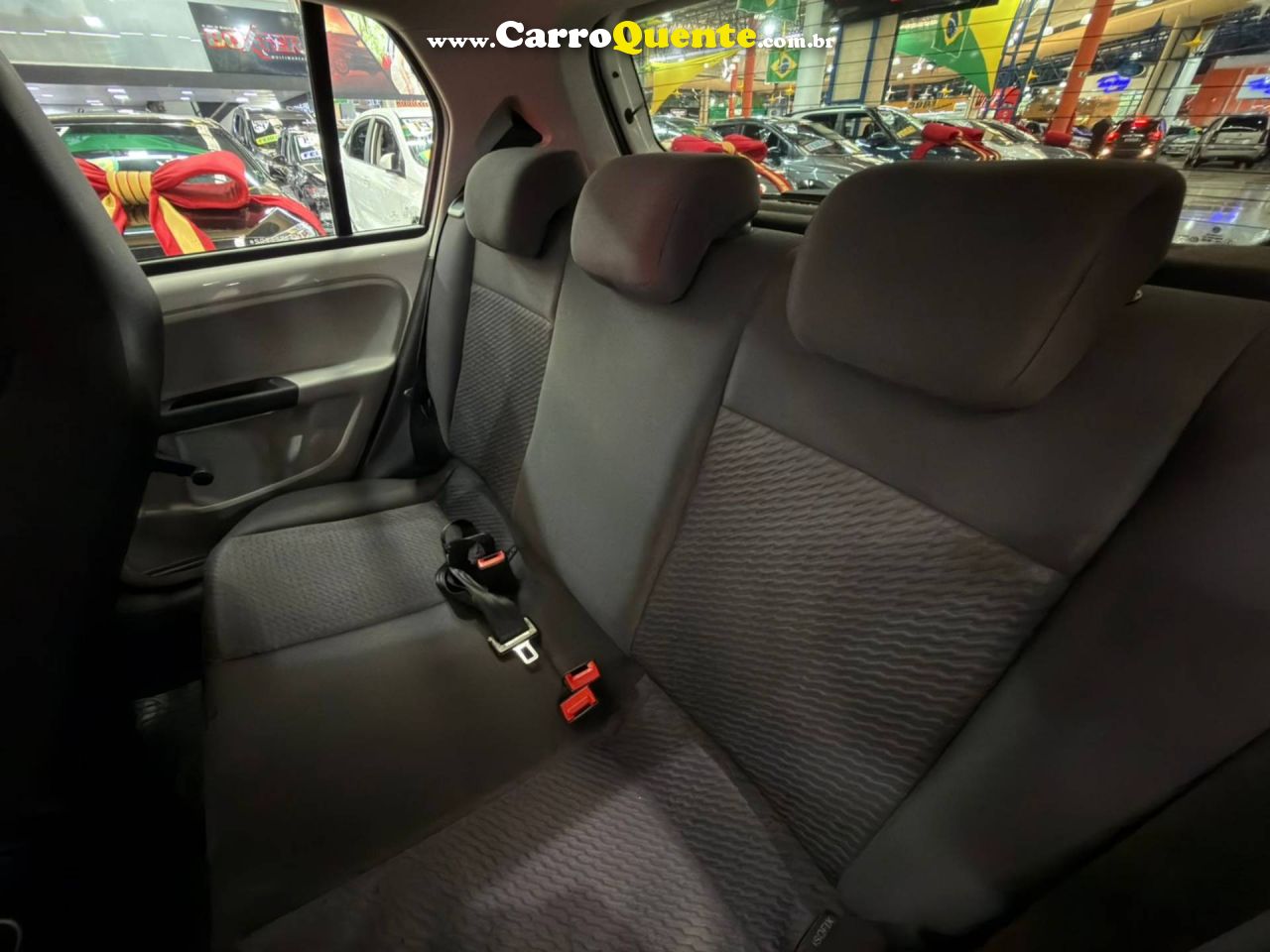 VOLKSWAGEN UP 1.0 TSI MOVE UP 12V 2018 - Loja