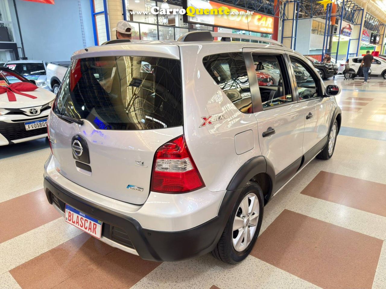 NISSAN LIVINA 1.8 SL X-GEAR 16V 2013 - Loja