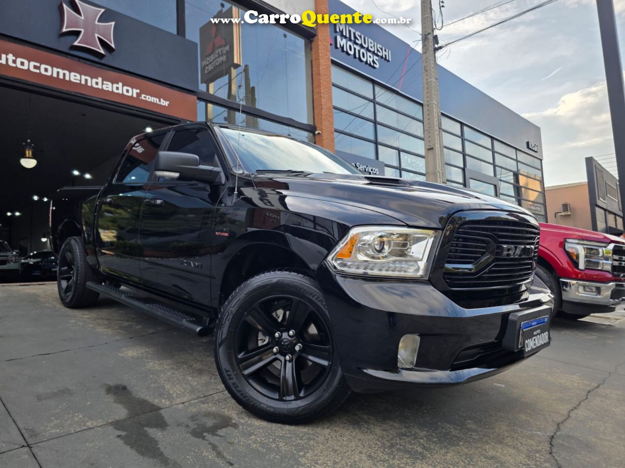 RAM   RAM CLASSIC LARAMIE NIGHT EDITION   PRETO 2022 5.7 GASOLINA - Loja