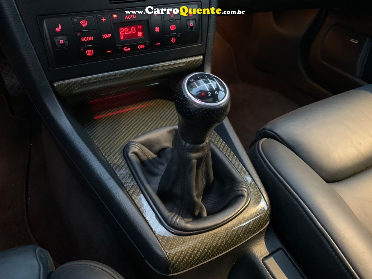 AUDI   2.7 AVANT QUATTRO V6 30V TURBO GASOLINA 4P MANUAL   VERDE 2001 2.7 GASOLINA - Loja