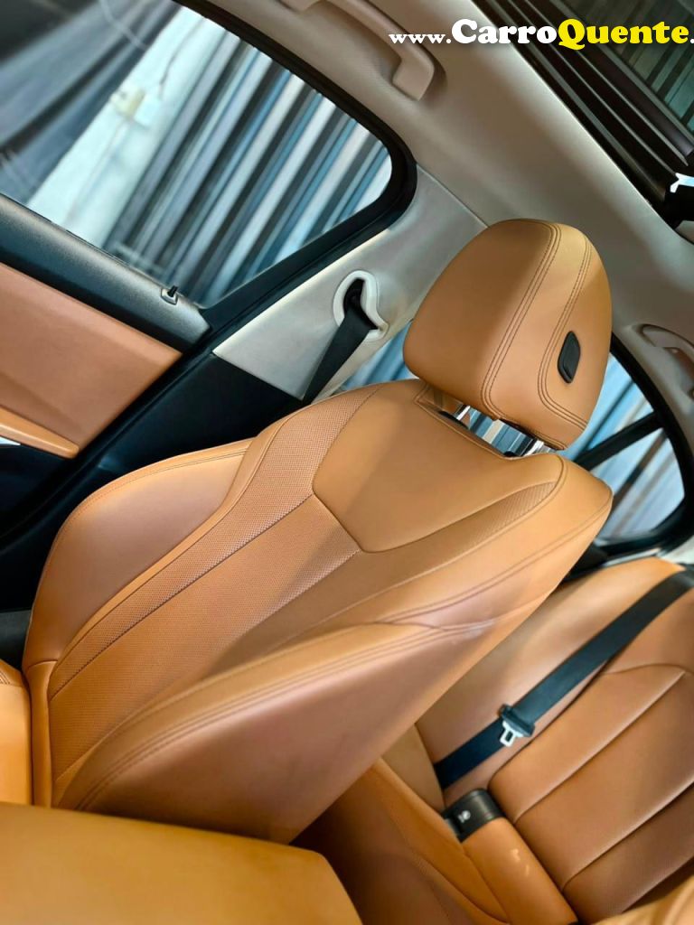 BMW   320IA 2.0 TB M SPORT A.FLEXM.SPORT 4P   PRETO 2022 2.0 GASOLINA - Loja