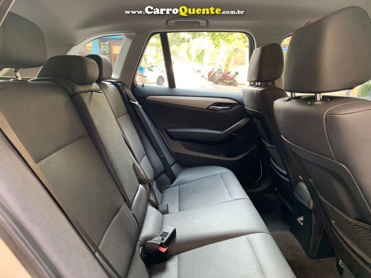 BMW   2.0 16V TURBO ACTIVEFLEX SDRIVE20I 4P AUTOMÁTICO   BRANCO 2015 2.0 FLEX - Loja