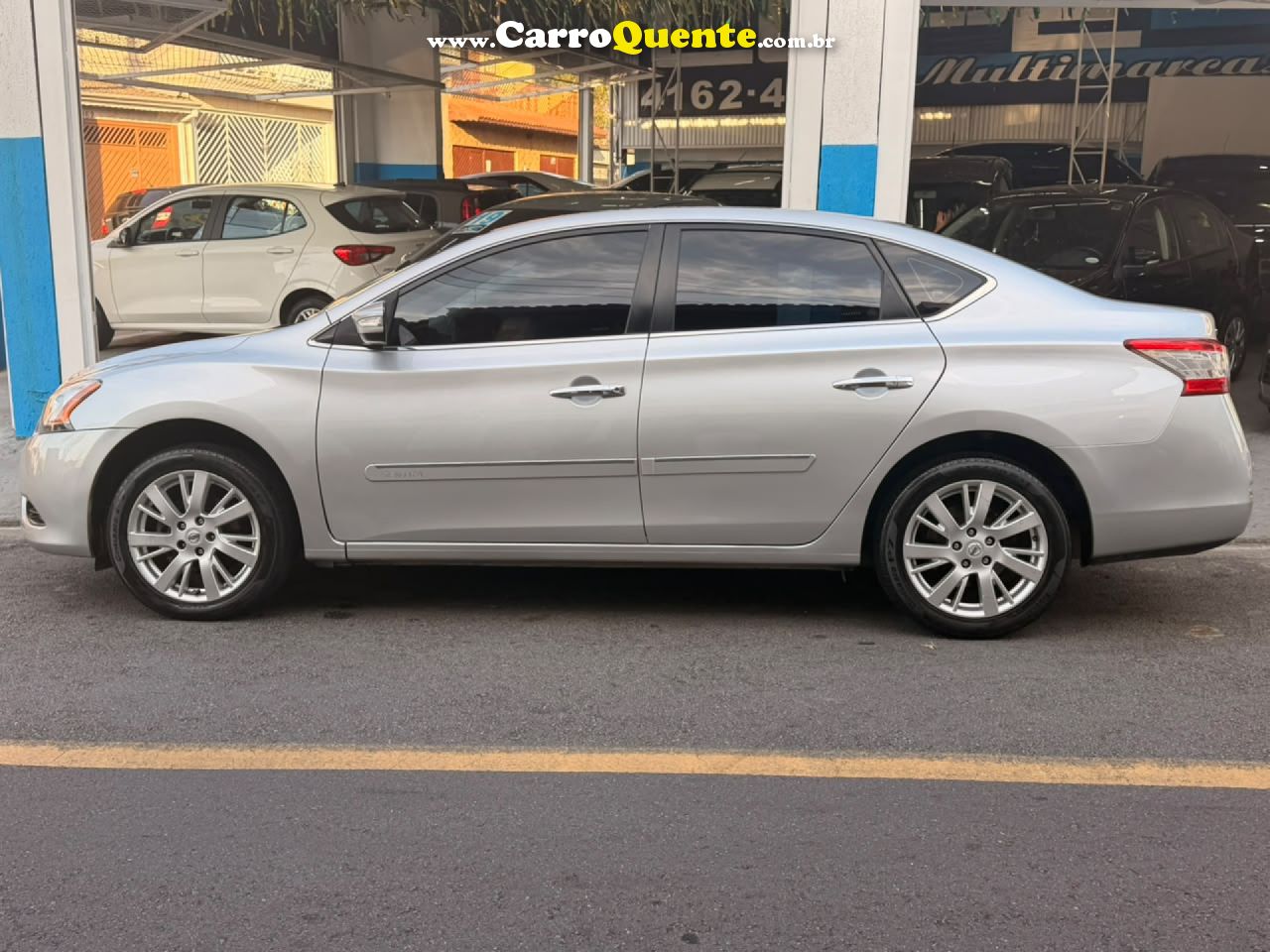 NISSAN   SENTRA SL 2.0 2.0 FLEX FUEL 16V AUT.   PRATA 2012 2.0 FLEX - Loja