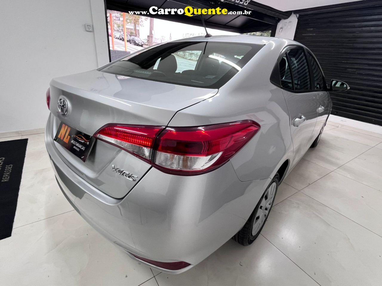 TOYOTA   YARIS XL SEDAN 1.5 FLEX 16V 4P AUT.   PRATA 2023 1.5 FLEX - Loja