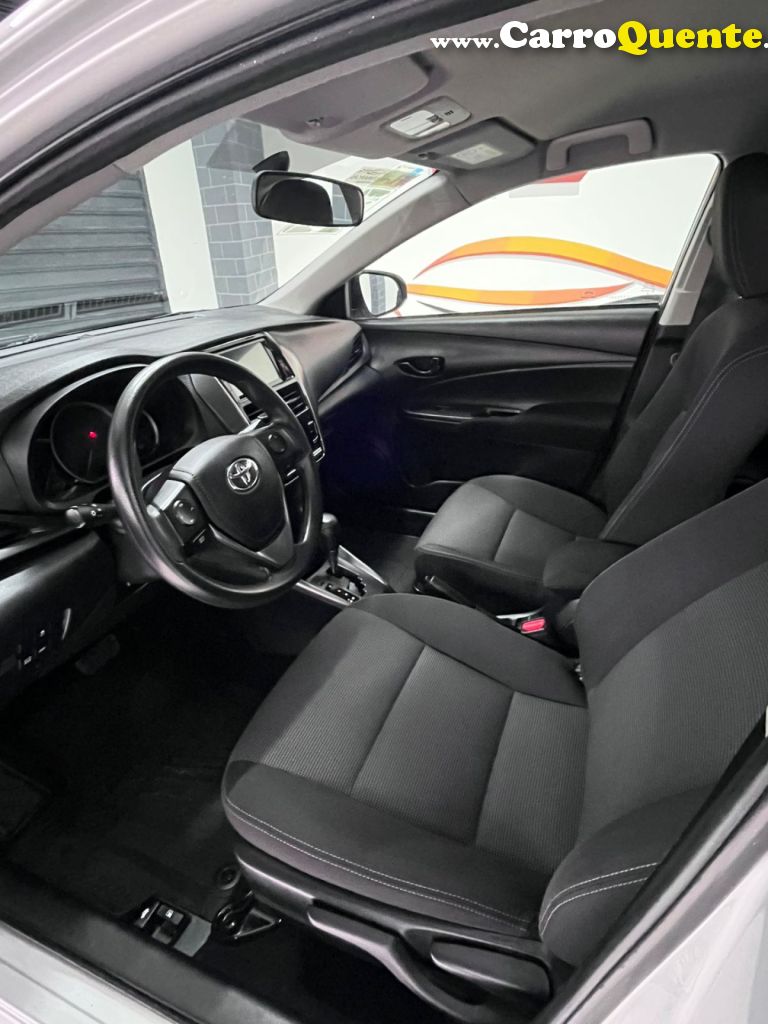 TOYOTA   YARIS XL SEDAN 1.5 FLEX 16V 4P AUT.   PRATA 2023 1.5 FLEX - Loja