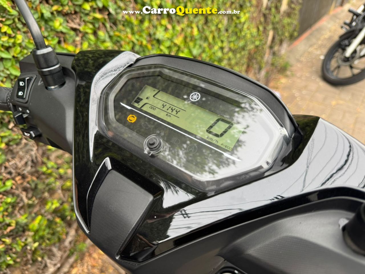 YAMAHA    FLUO 125    PRETO 2026 125 GASOLINA - Loja