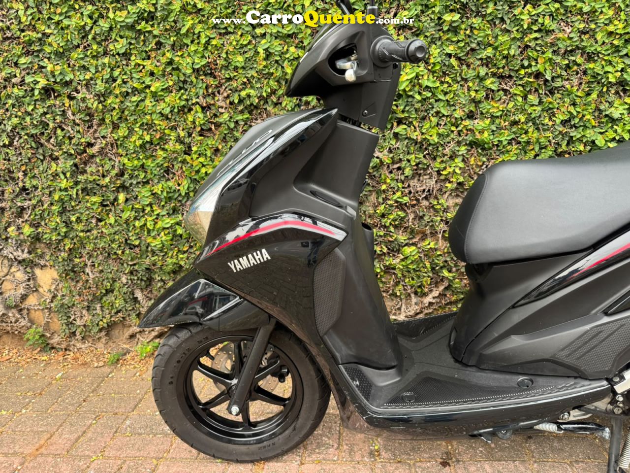 YAMAHA    FLUO 125    PRETO 2026 125 GASOLINA - Loja