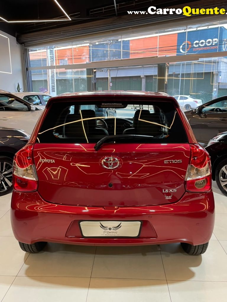 TOYOTA   ETIOS XS 1.5 FLEX 16V 5P MEC.   VERMELHO 2016 1.5 FLEX - Loja