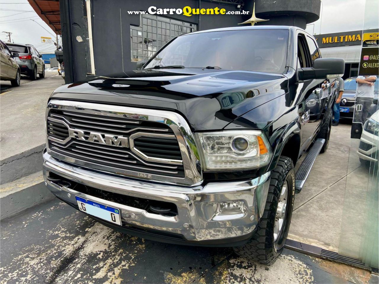 RAM   2500 LARAMIE  6.7 TDI  CD 4X4 DIESEL   PRETO 2016 6.7 DIESEL - Loja