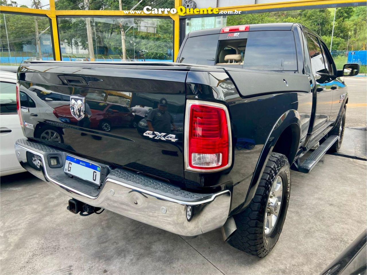 RAM   2500 LARAMIE  6.7 TDI  CD 4X4 DIESEL   PRETO 2016 6.7 DIESEL - Loja