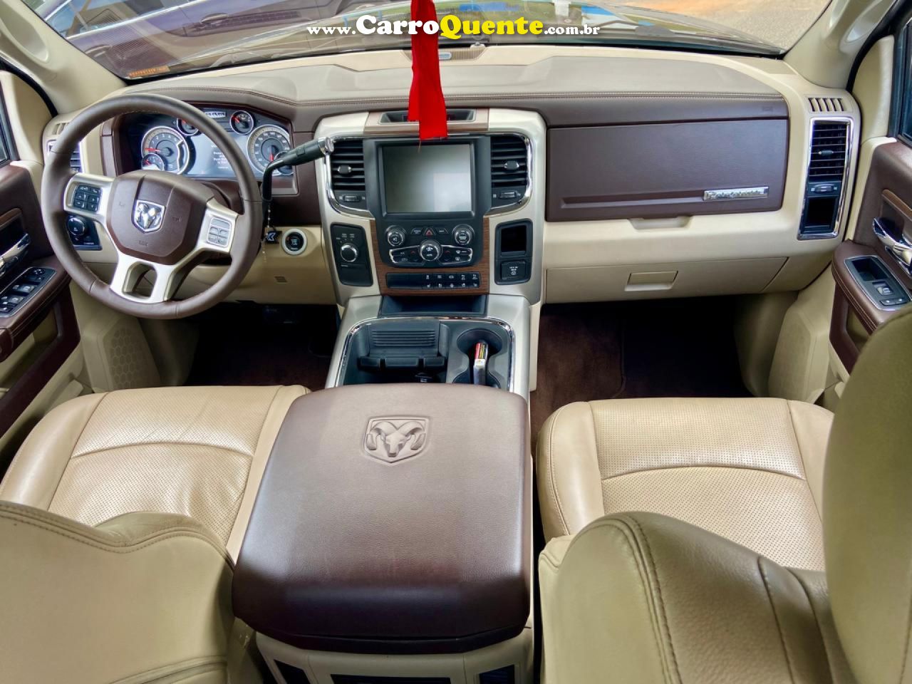 RAM   2500 LARAMIE  6.7 TDI  CD 4X4 DIESEL   PRETO 2016 6.7 DIESEL - Loja