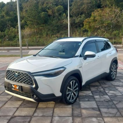 TOYOTA   COROLLA CROSS XRV 1.8 16V AUT.(HYBRID)   BRANCO 2023 1.8 FLEX E ELÉTRICO