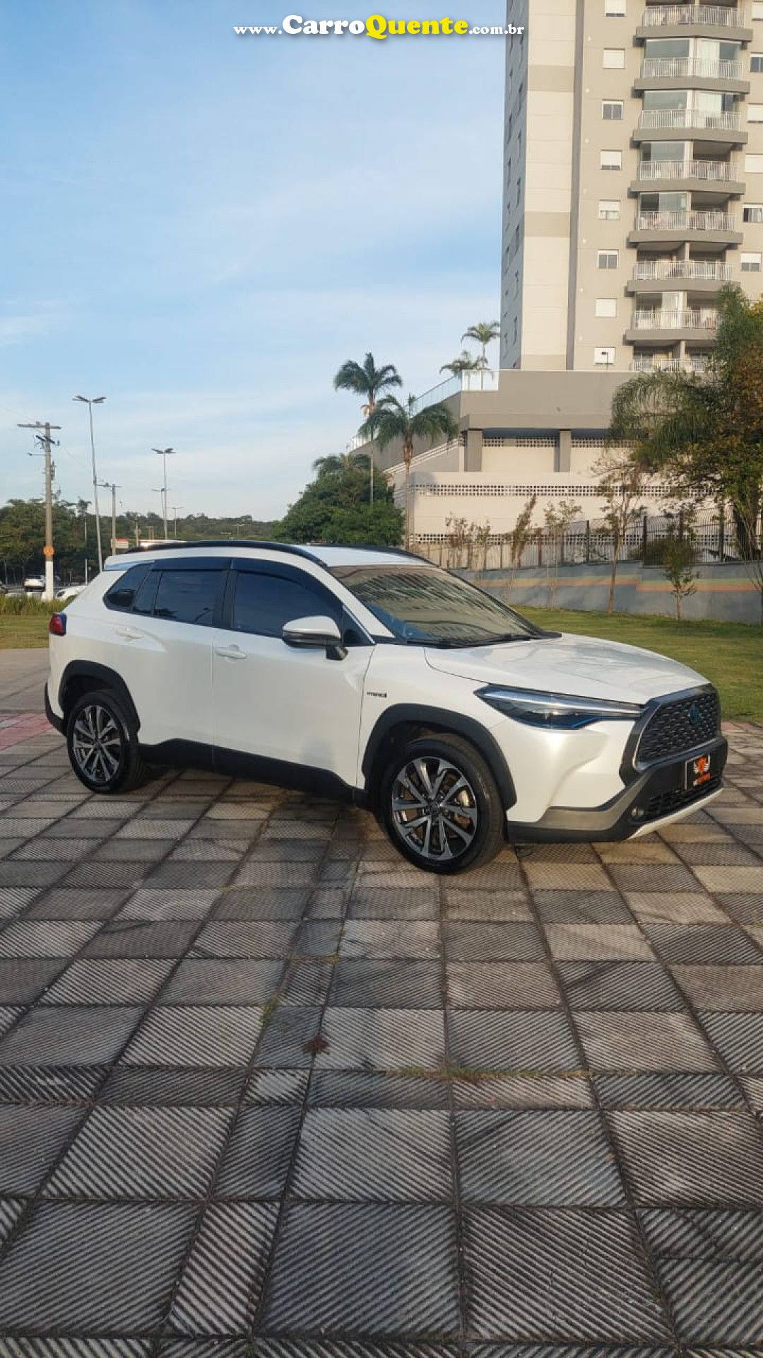 TOYOTA   COROLLA CROSS XRV 1.8 16V AUT.(HYBRID)   BRANCO 2023 1.8 FLEX E ELÉTRICO - Loja