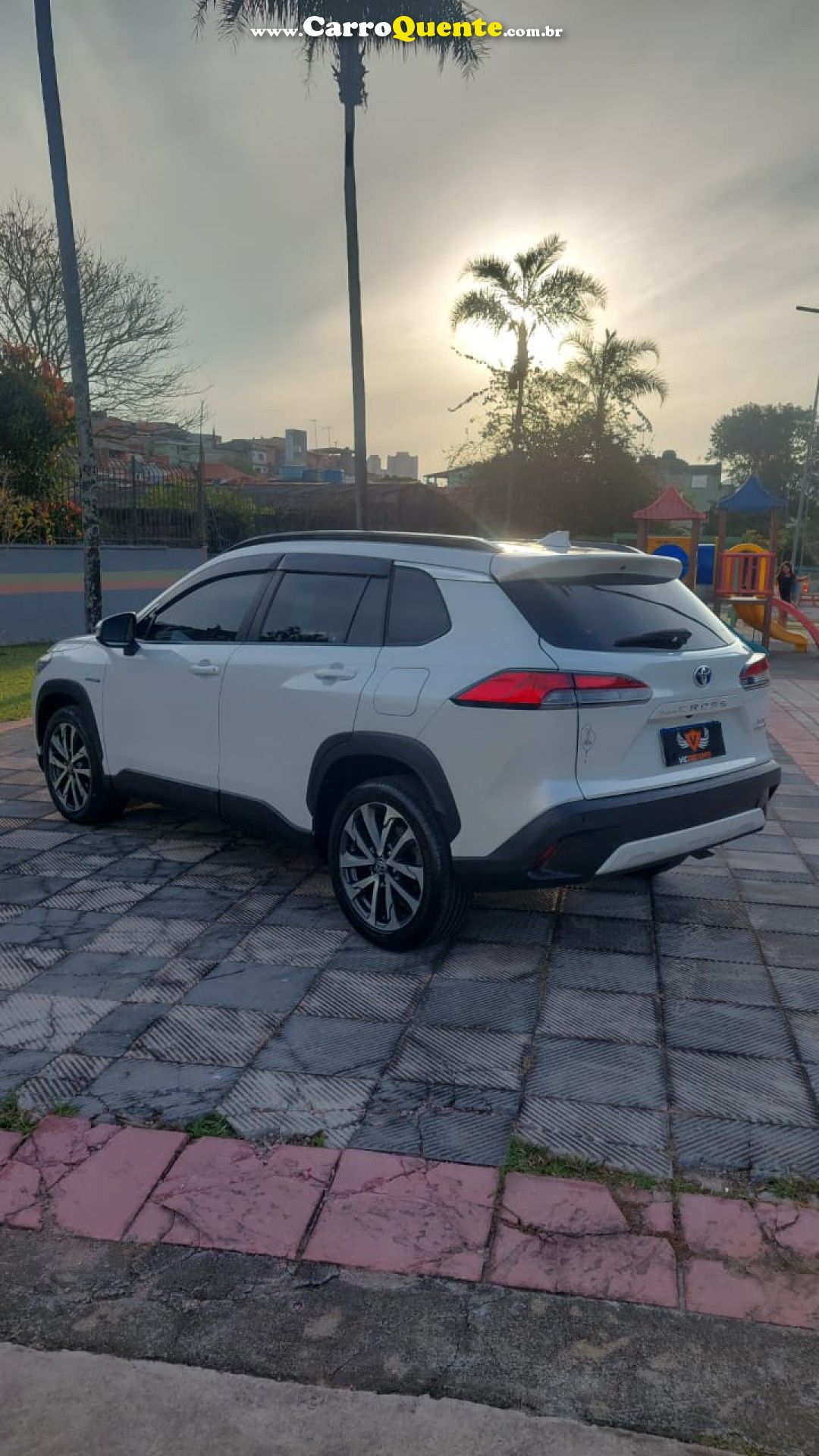 TOYOTA   COROLLA CROSS XRV 1.8 16V AUT.(HYBRID)   BRANCO 2023 1.8 FLEX E ELÉTRICO - Loja