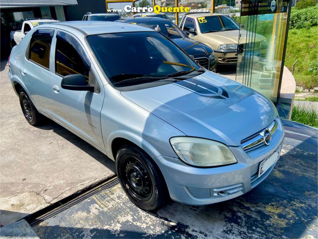 CHEVROLET   PRISMA  SED. MAXX LT 1.4 8V ECONOF. 4P   PRATA 2010 1.4 GASOLINA - Loja