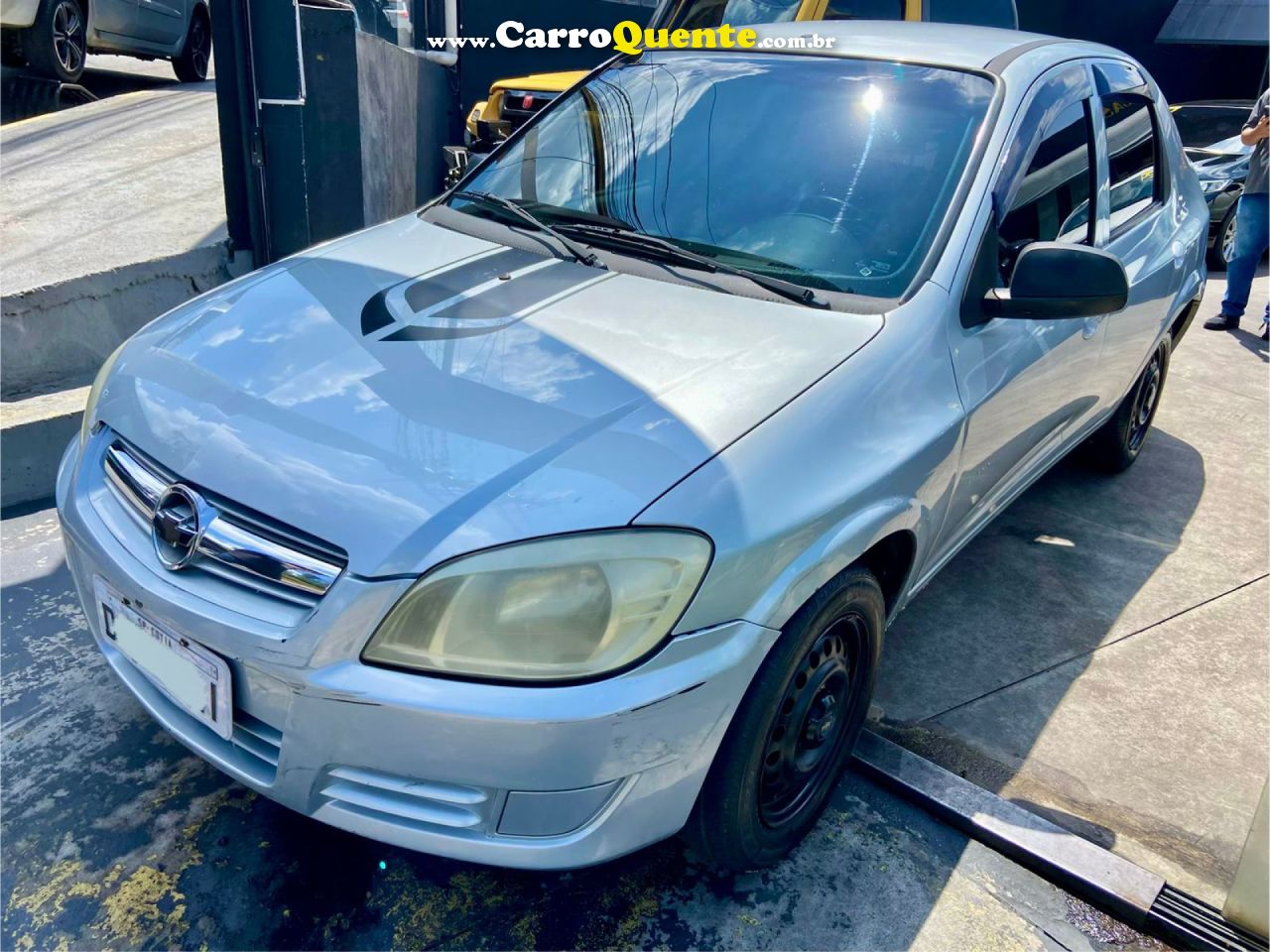 CHEVROLET   PRISMA  SED. MAXX LT 1.4 8V ECONOF. 4P   PRATA 2010 1.4 GASOLINA - Loja