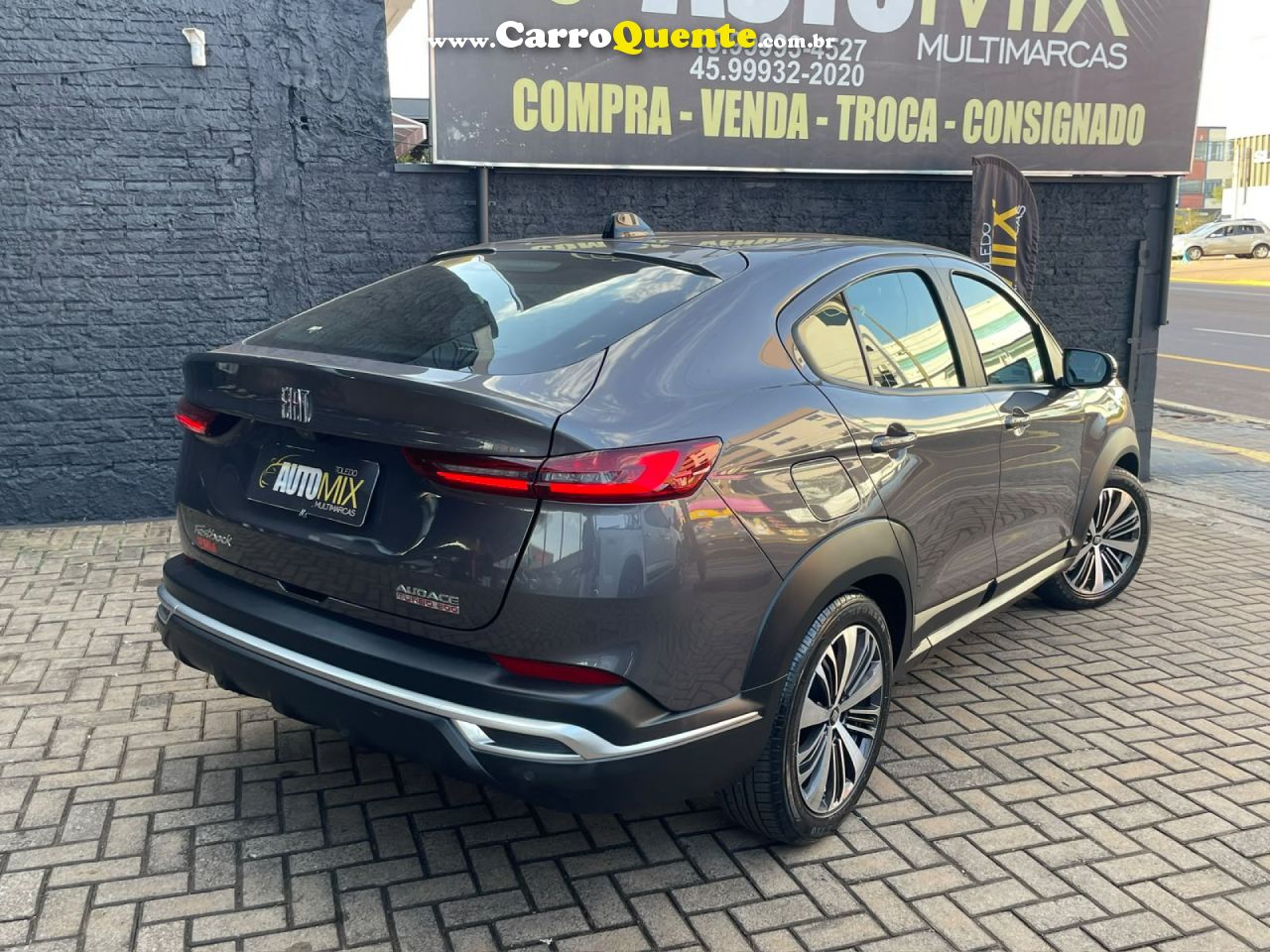 FIAT   FASTBACK AUDACE 1.0 200 T. FLEX AUT   CINZA 2024 1.0 FLEX - Loja