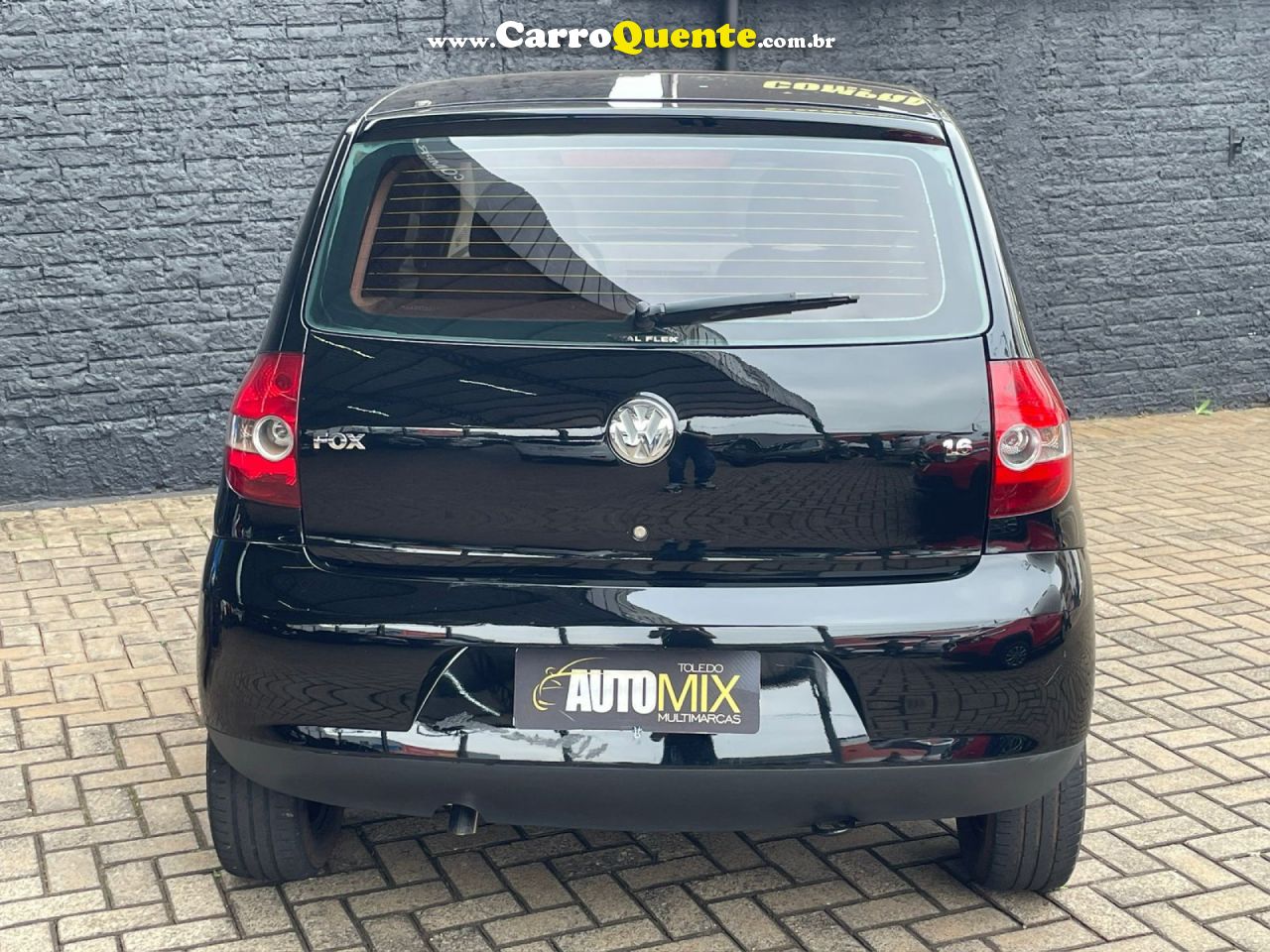VOLKSWAGEN   FOX PLUS 1.6MI 1.6MI TOTAL FLEX 8V 4P   PRETO 2004 1.6 FLEX - Loja