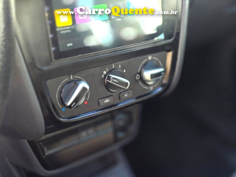 Saveiro 1.6 Mi Total Flex 8V CE 2014/2014 VolksWagen - Loja
