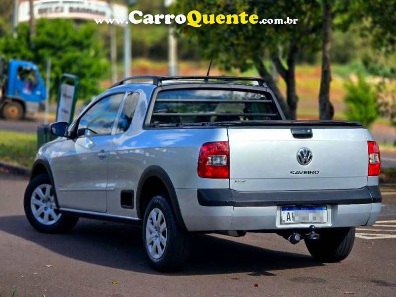 Saveiro 1.6 Mi Total Flex 8V CE 2014/2014 VolksWagen - Loja