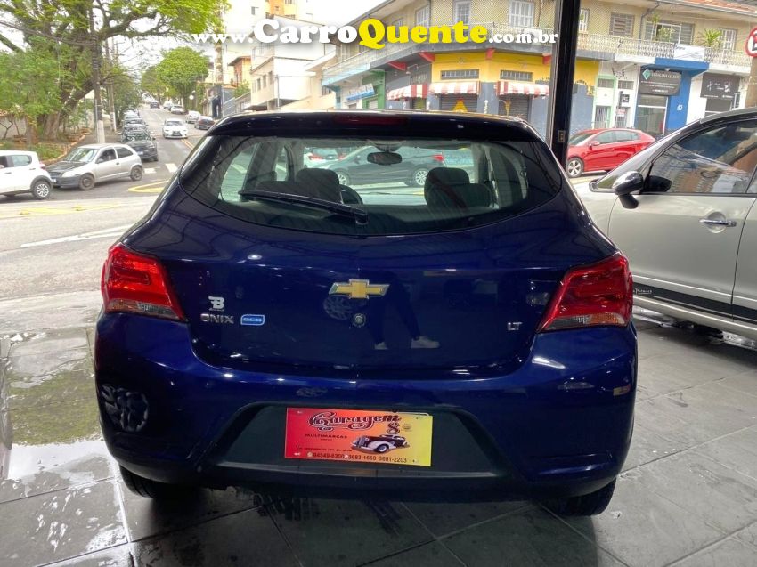 Chevrolet ONIX 1.0 MPFI LT 8V FLEX 4P MANUAL - Loja