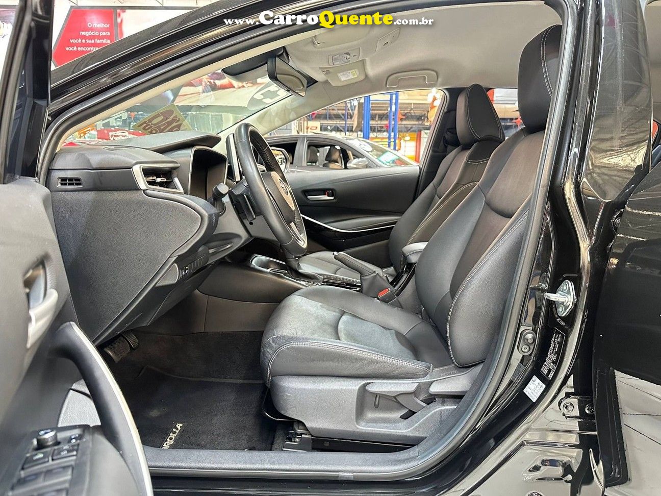 TOYOTA COROLLA 2.0 XEI 2023 - Loja
