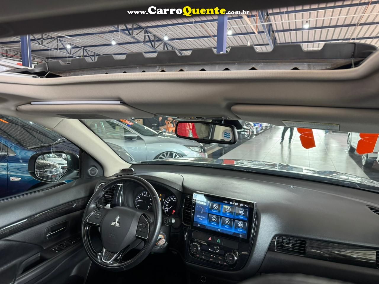 MITSUBISHI OUTLANDER 2.0 16V 2017 - Loja