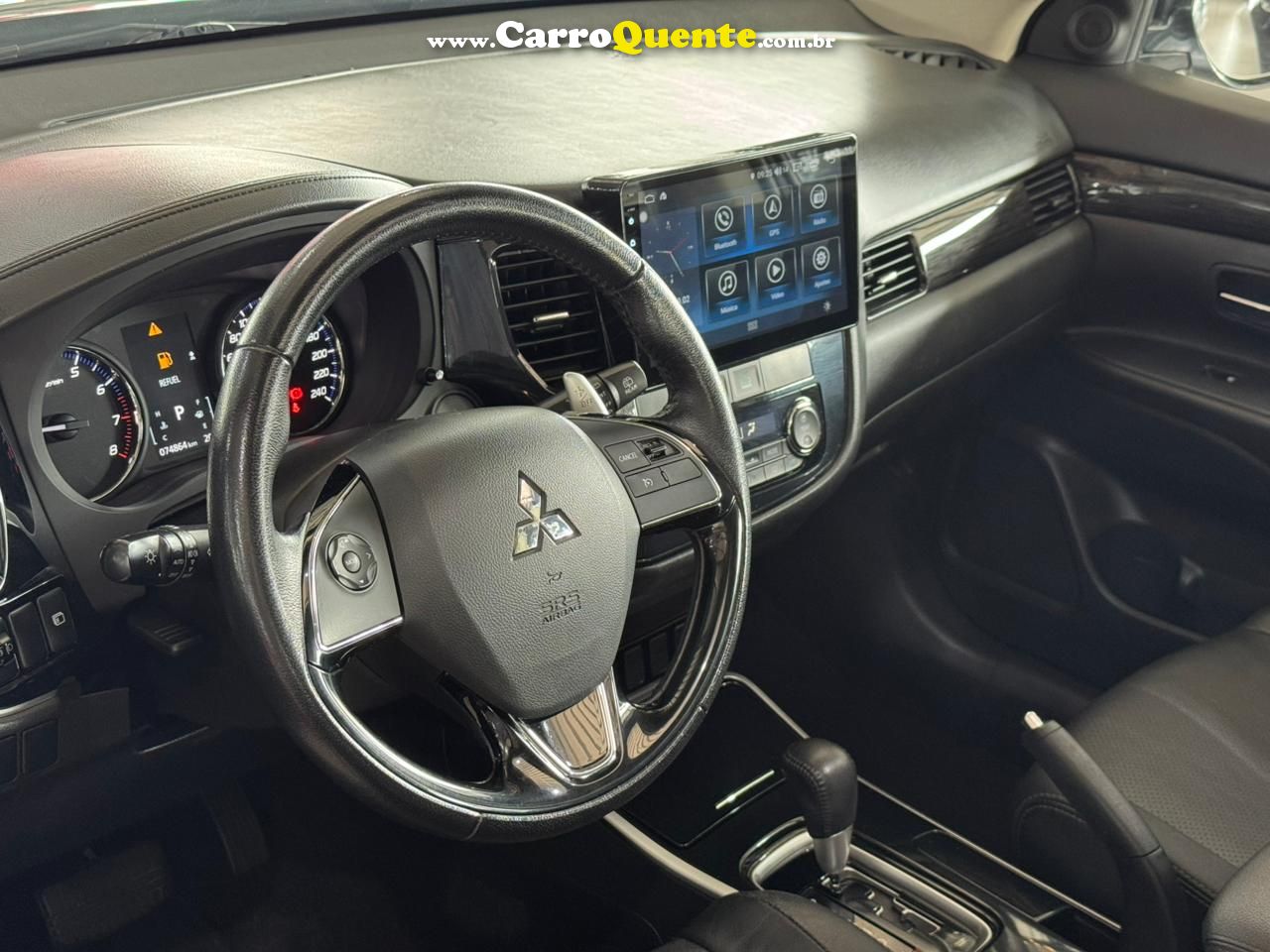 MITSUBISHI OUTLANDER 2.0 16V 2017 - Loja