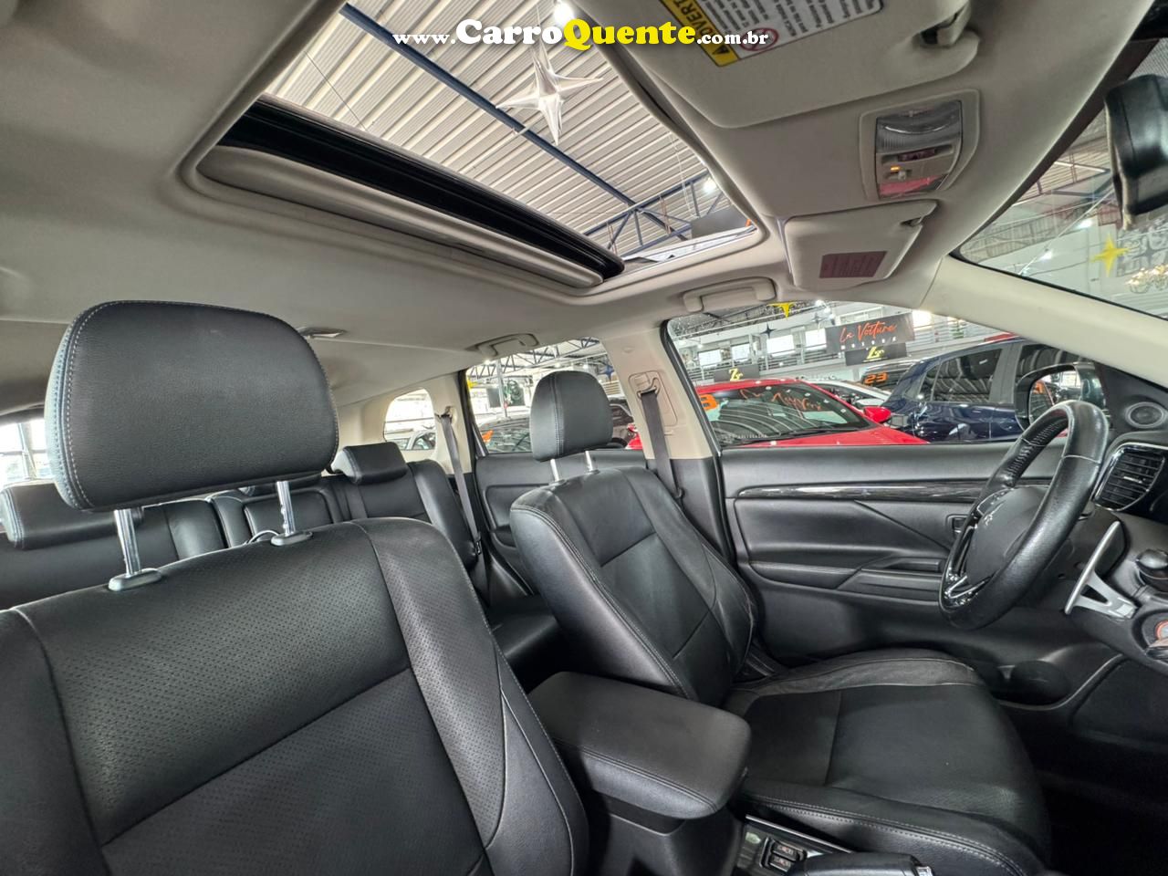 MITSUBISHI OUTLANDER 2.0 16V 2017 - Loja